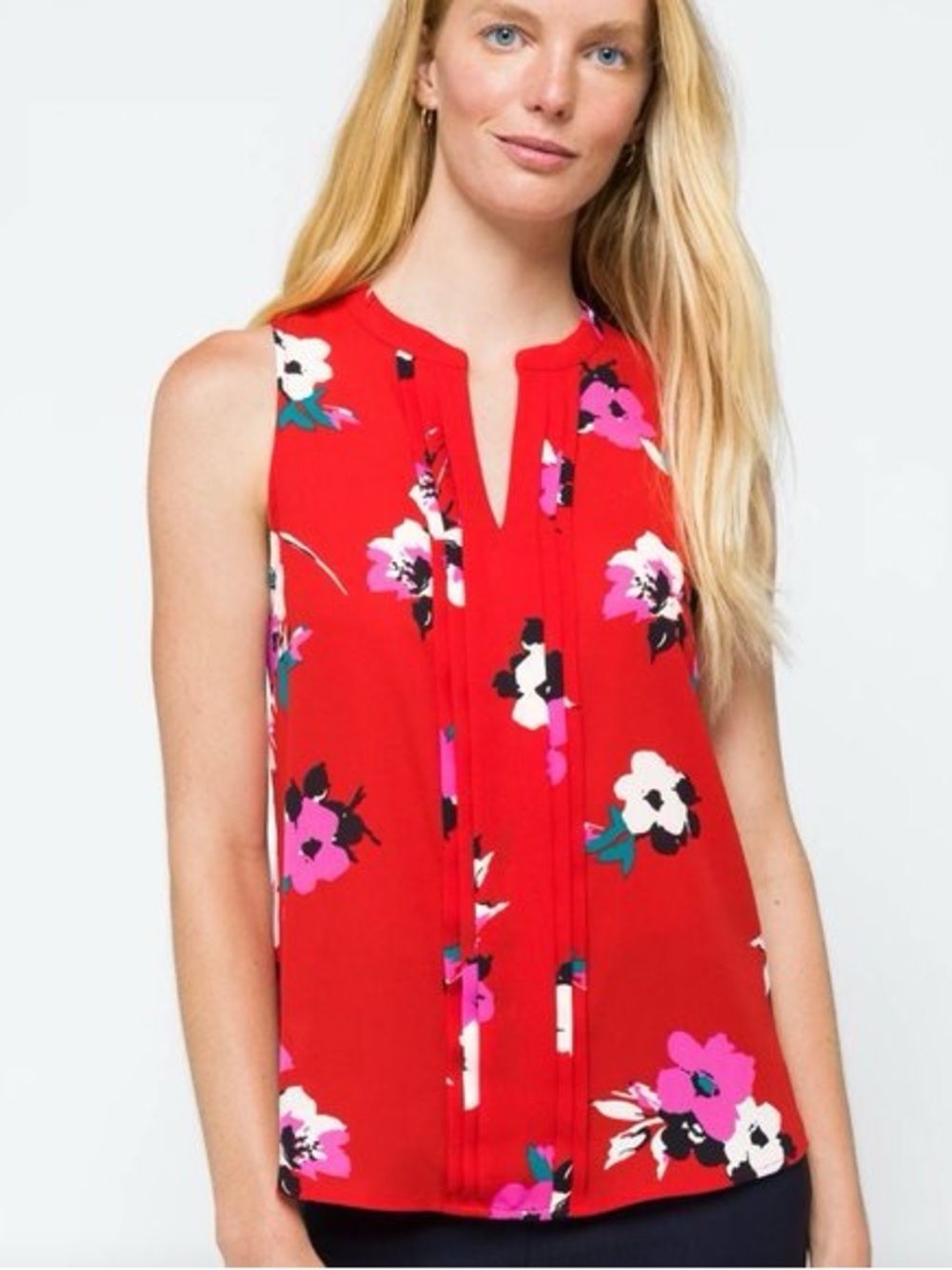 41 Hawthorn Red Floral Pleated V-Neck Sleeveless Camisole